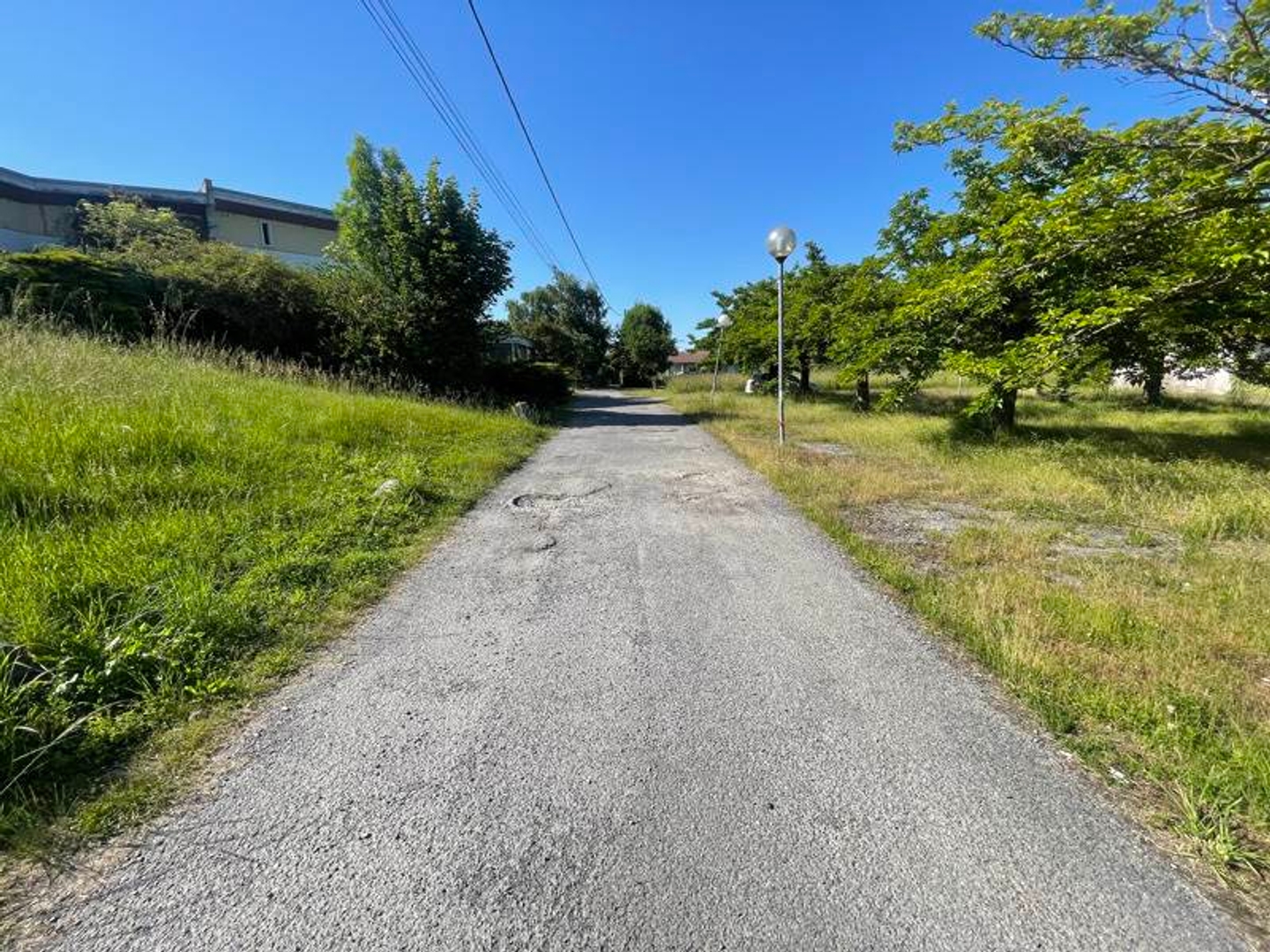 Locaux à vendre - 870m2 - Séméac (65600)
