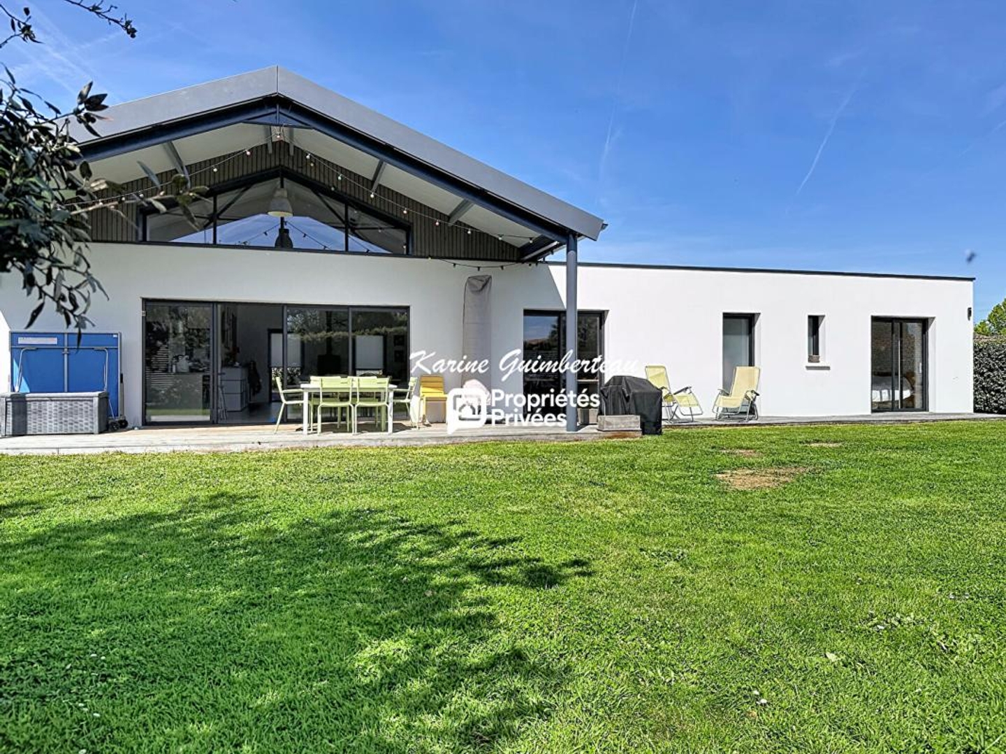 Maison Arveyres 6 pièce(s) 166 m2