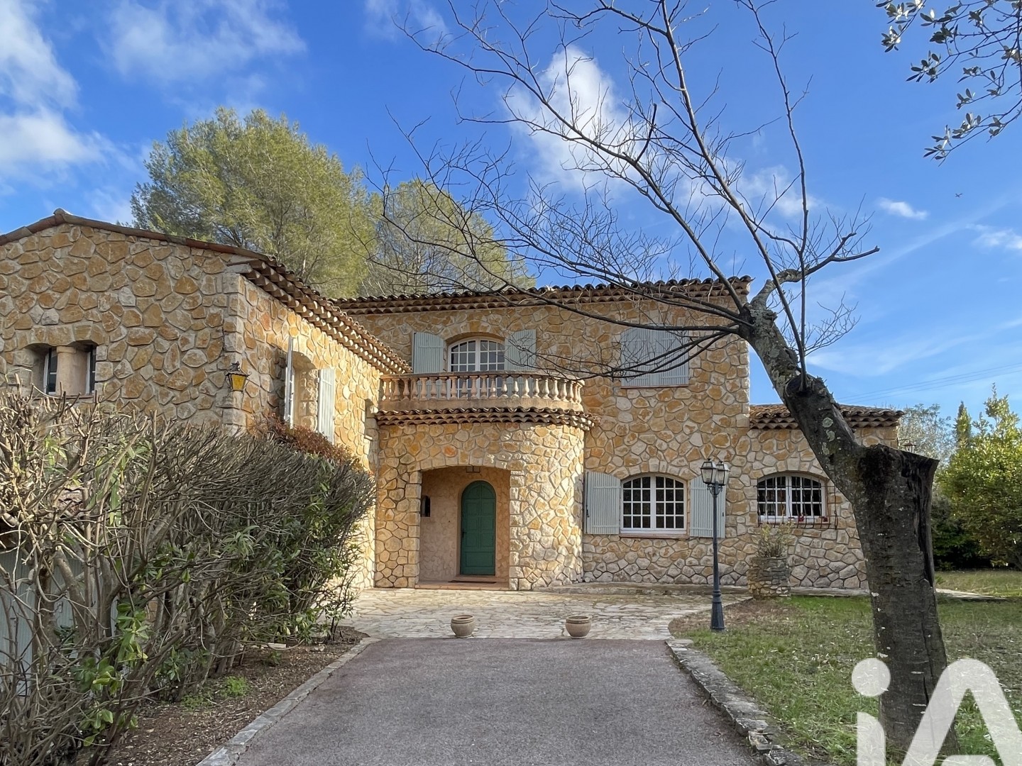 Maison 5 pièces 180 m²