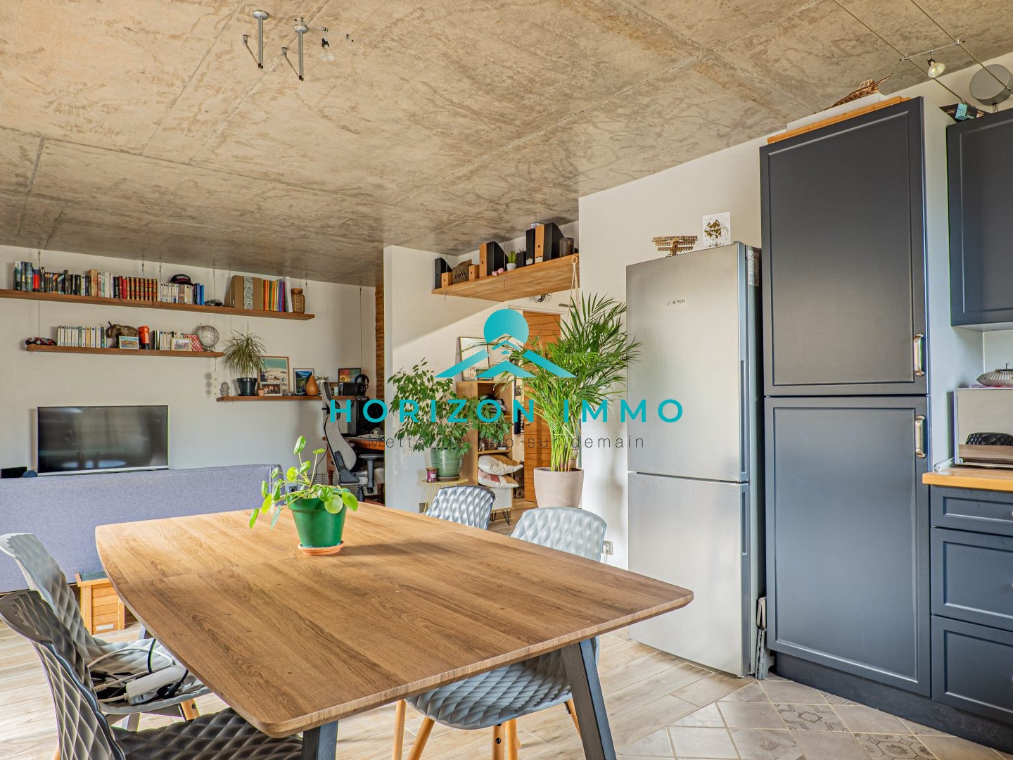 Appartement à vendre - 3 pièces - 64m2 - Saint-Laurent-Du-Var (06700)