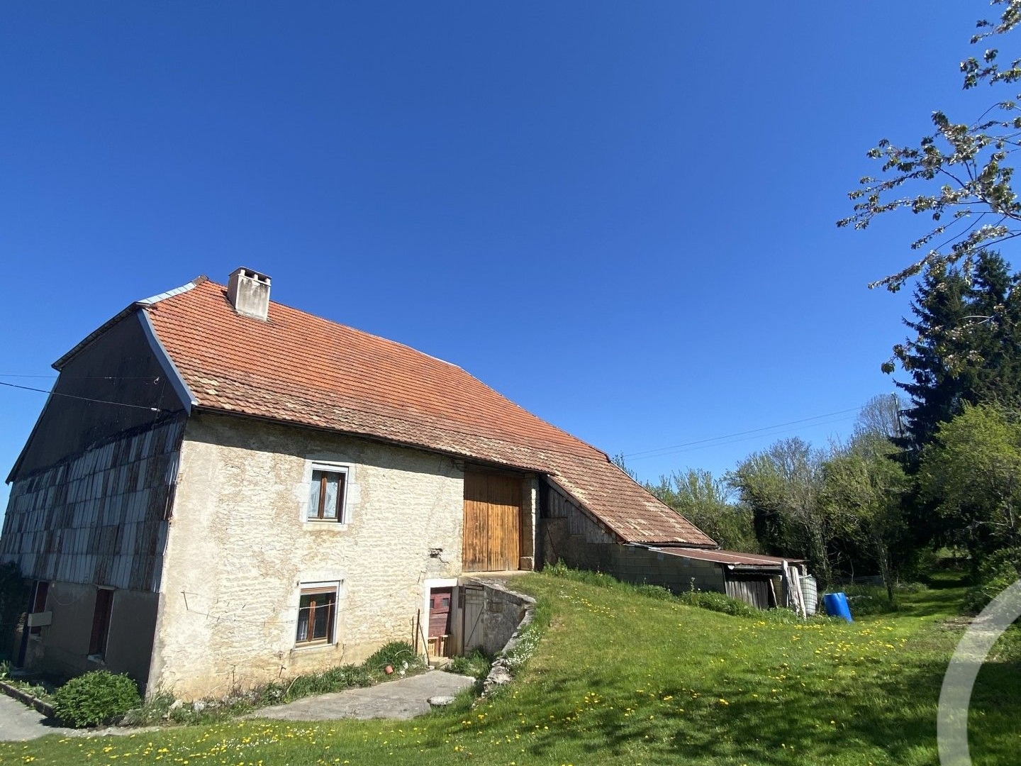 Maison à vendre - 4 pièces - 103m2 - Fallerans (25580)