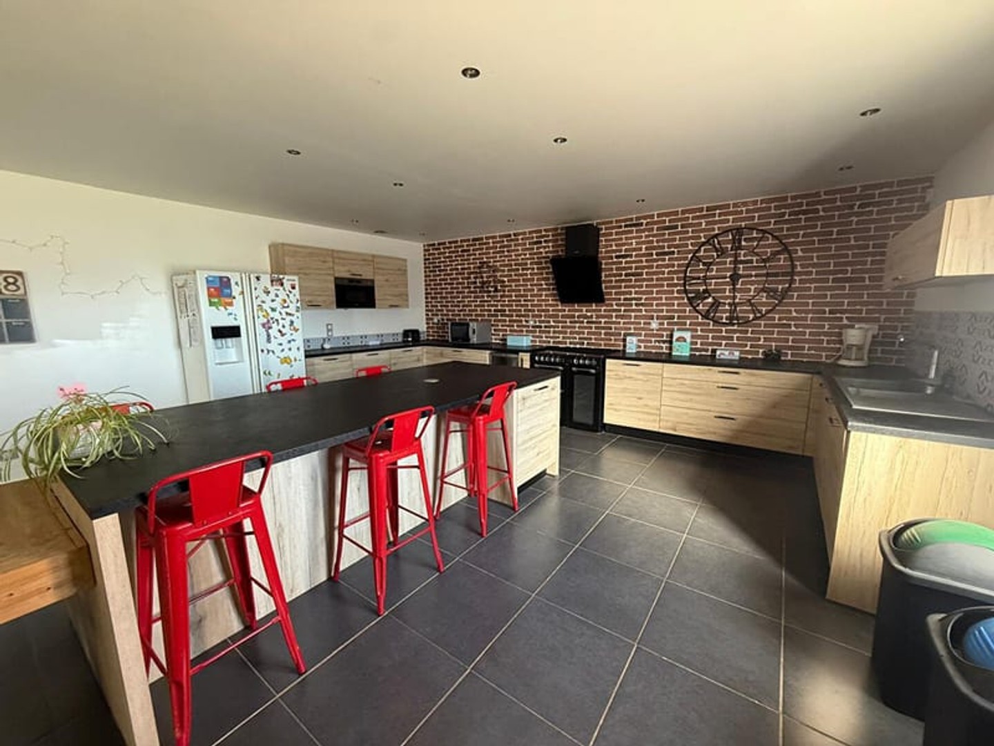 Maison à vendre - 8 pièces - 420m2 - Lanvallay (22100)
