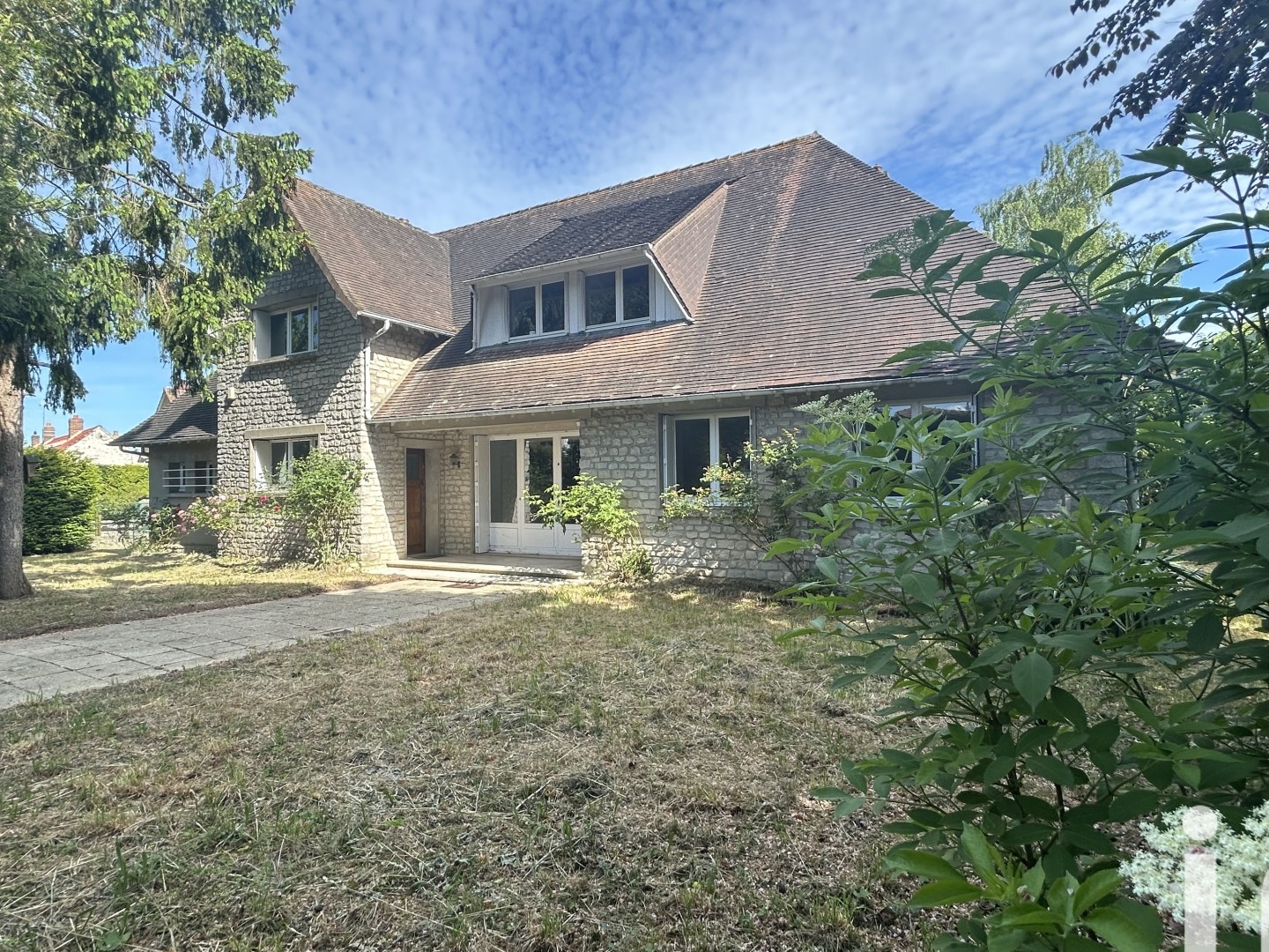 Maison 8 pièces 154 m²