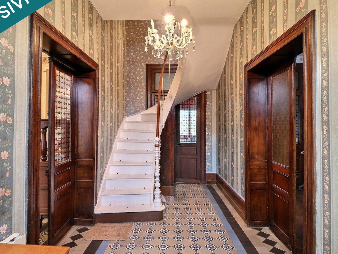 Maison à vendre - 12 pièces - 332m2 - Haussy (59294)