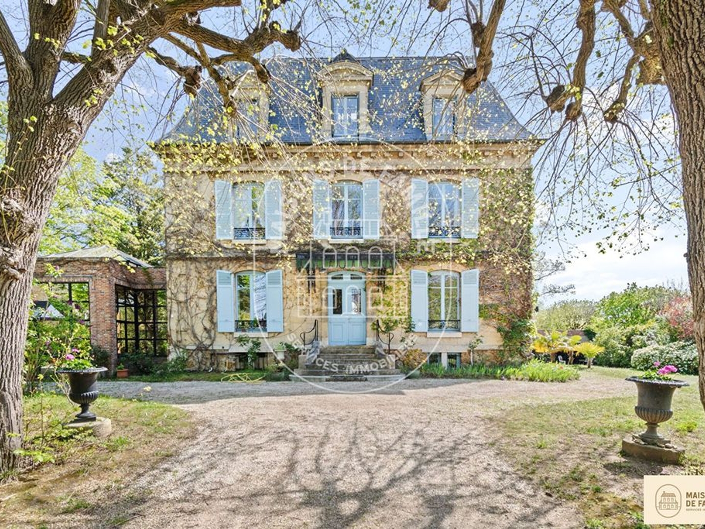 Maison à vendre - 10 pièces - 500m2 - Croissy-Sur-Seine (78290)