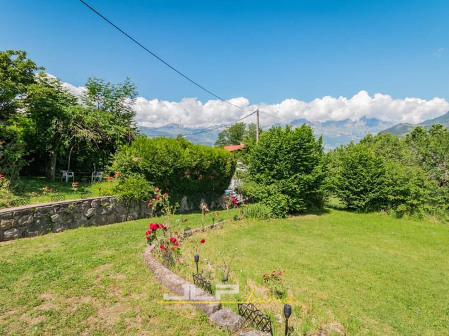 Terrain 575 m²