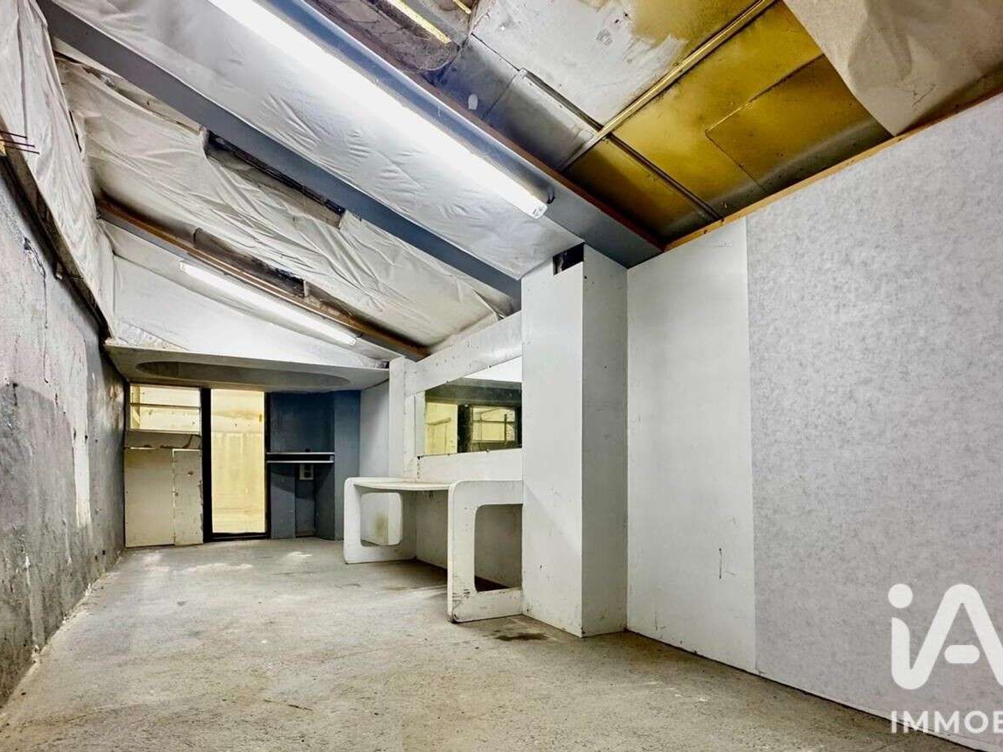 Vente atelier dépôt de 190m² à La Fouillouse