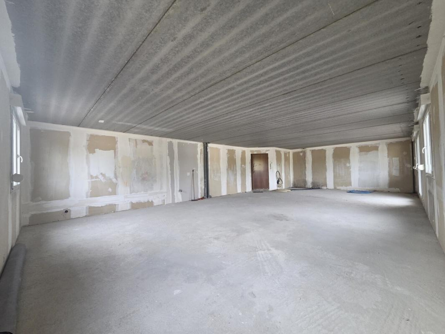 Plateau de 85 m² à aménager - Morsbach - 1er étage avec ascenseur