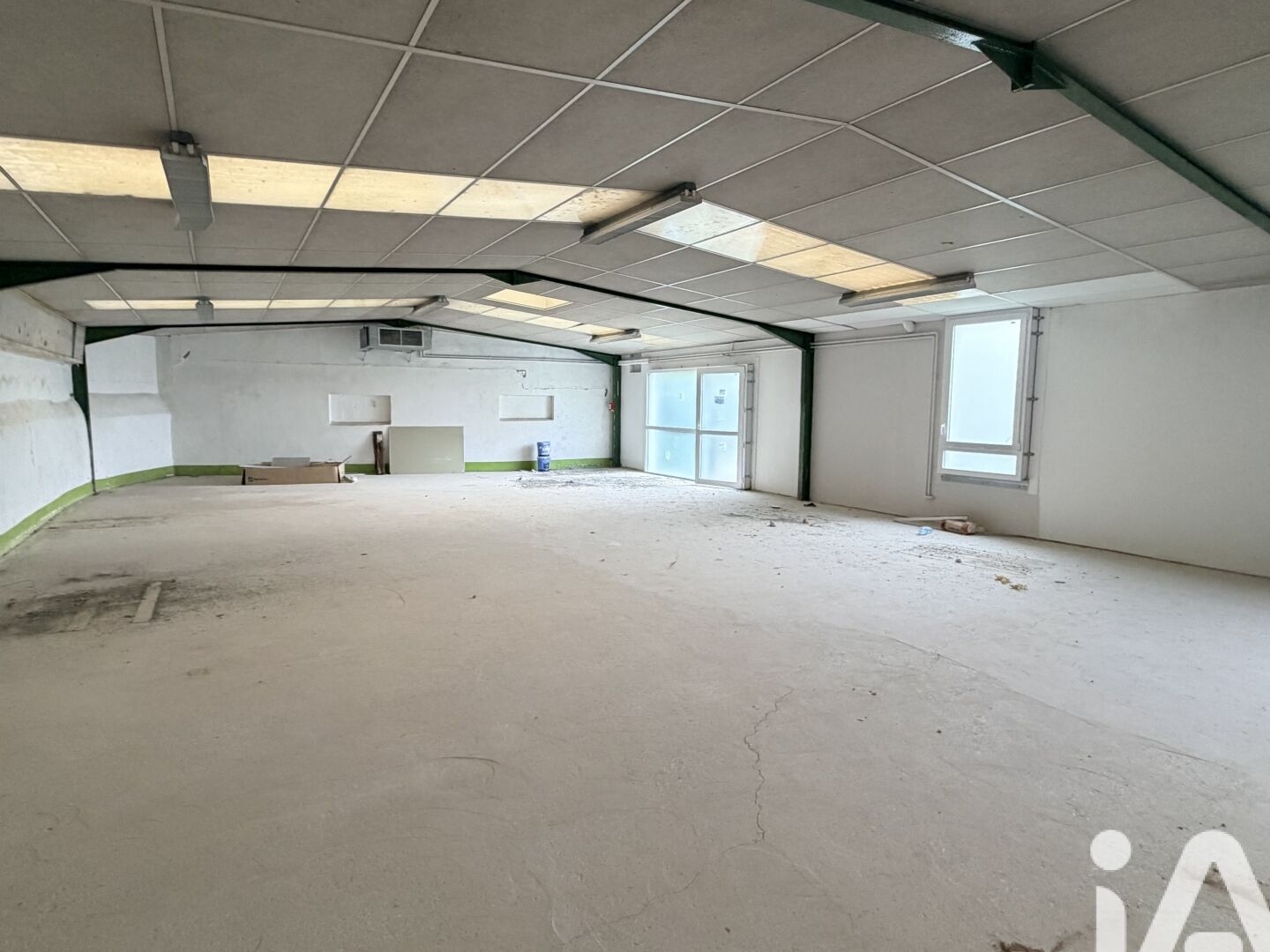 Appartement à vendre - 1 pièce - 600m2 - Nantes (44000)
