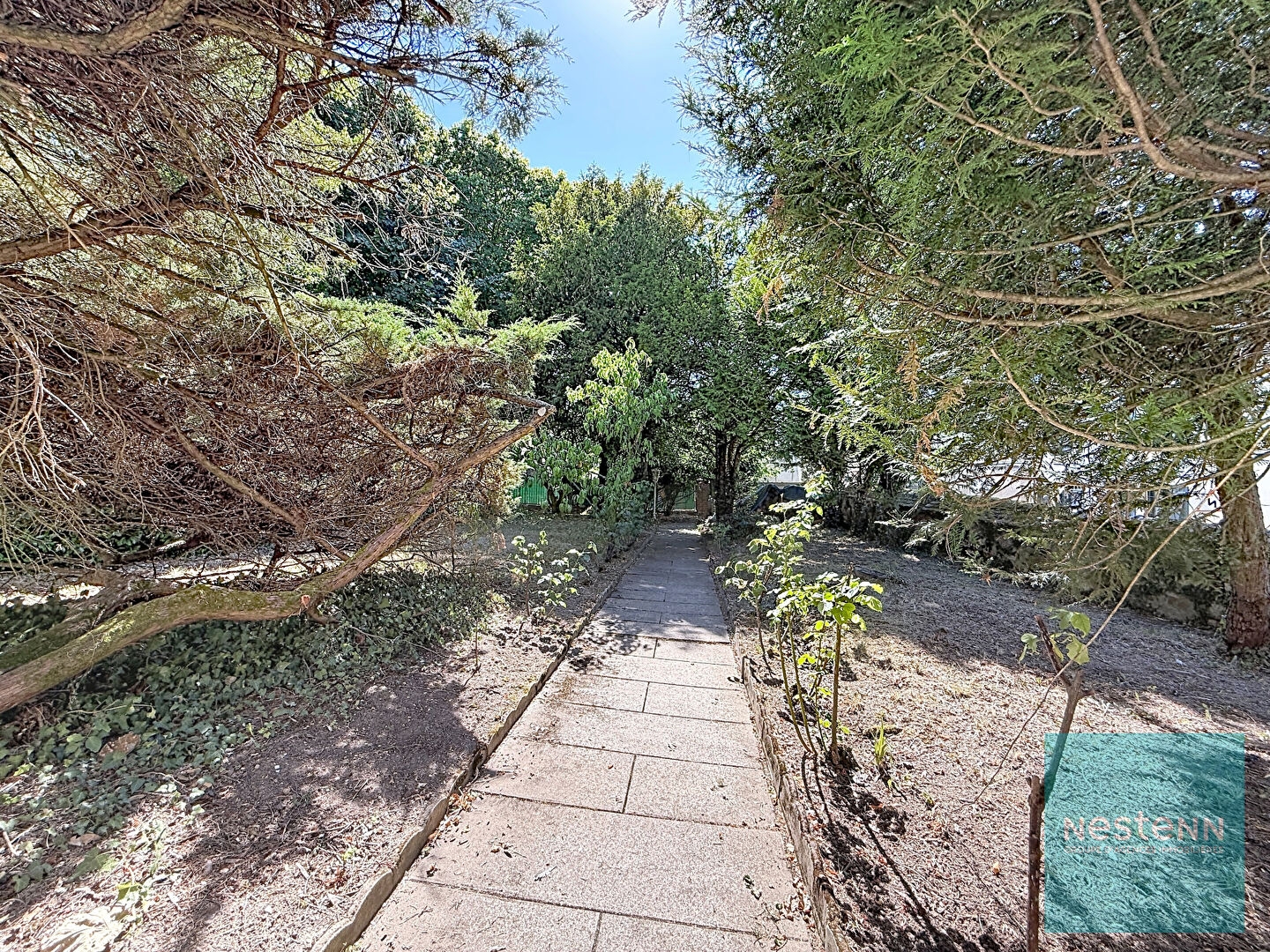 Maison à vendre - 6 pièces - 127m2 - Ville-Saint-Jacques (77130)