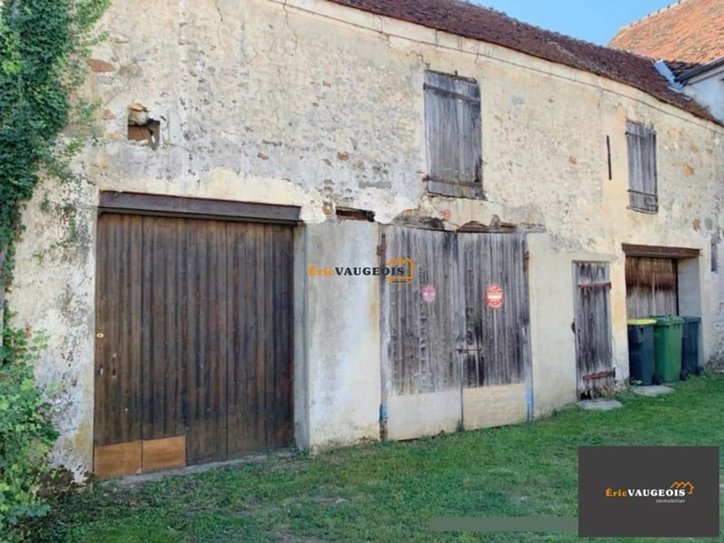 Grange 100 m² - Terrain 266 m² - Villeneuve-sur-Bellot