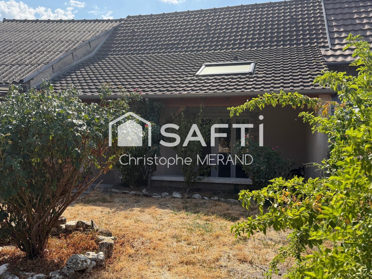 Maison à vendre - 2 pièces - 49m2 - Dangé-Saint-Romain (86220)