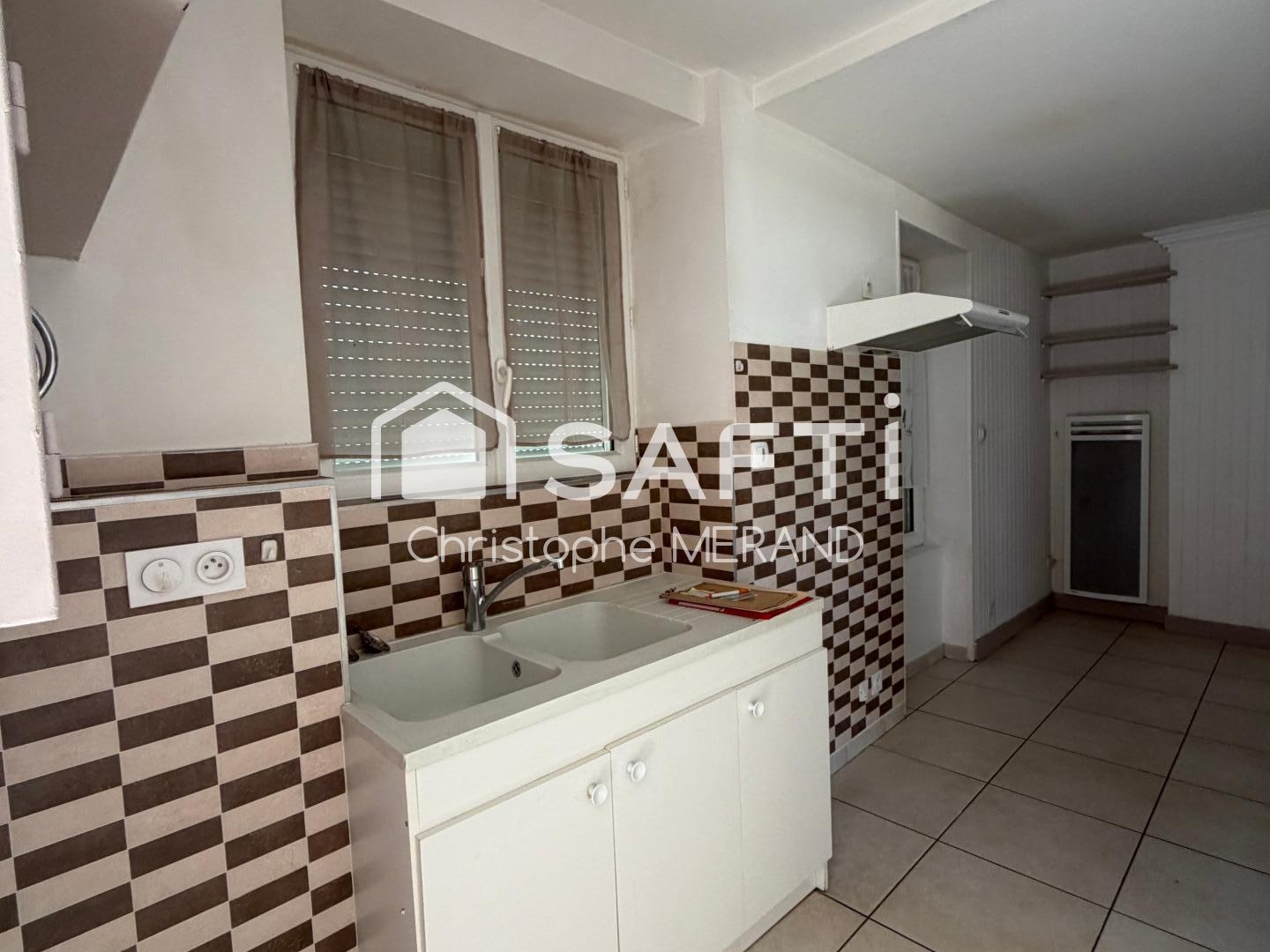 Maison à vendre - 2 pièces - 49m2 - Dangé-Saint-Romain (86220)