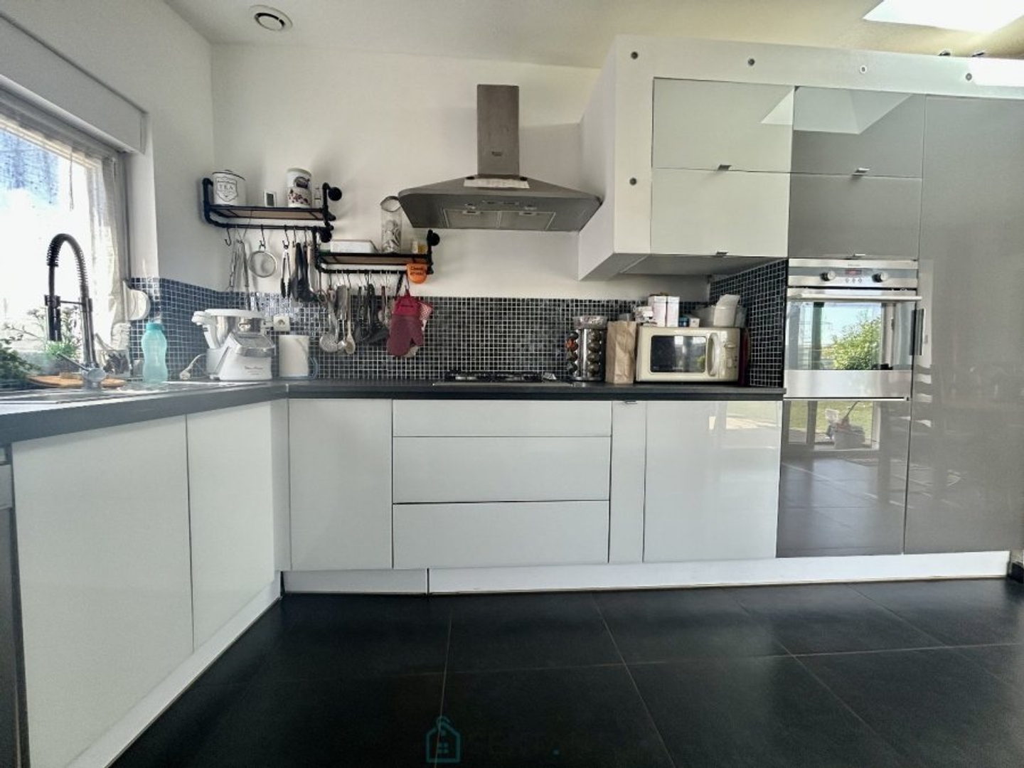 Maison à vendre - 6 pièces - 182m2 - Estrées (59151)