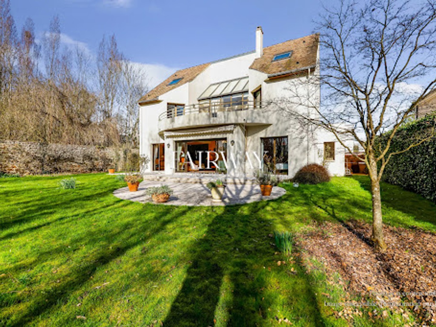 Maison 10 pièces 220 m²