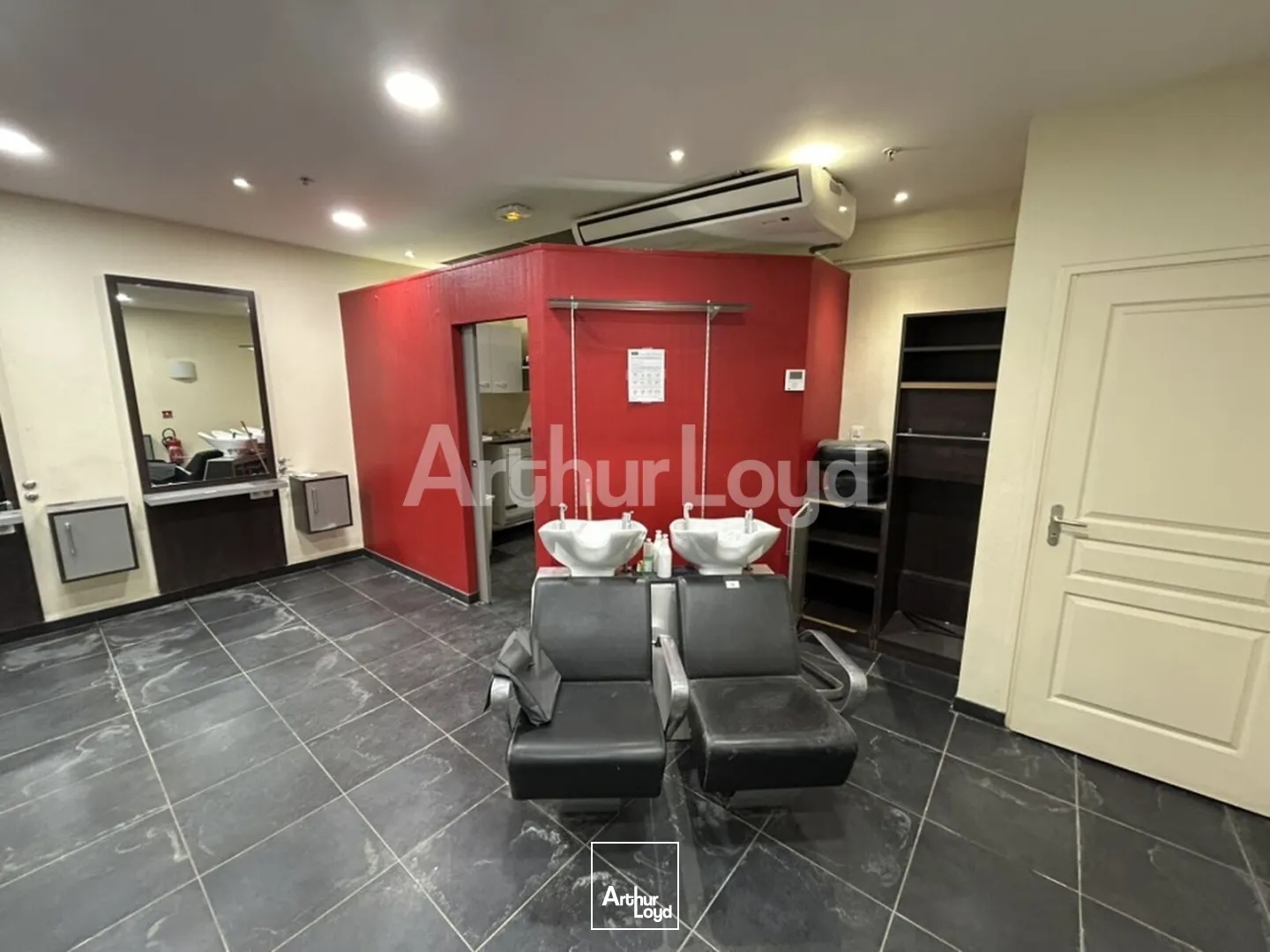 Locaux à vendre - 47m2 - Douai (59500)