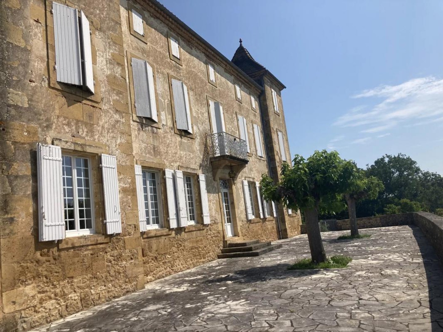 Manoir du XVIIIe siècle, niché au coeur du Lot-et-Garonne
