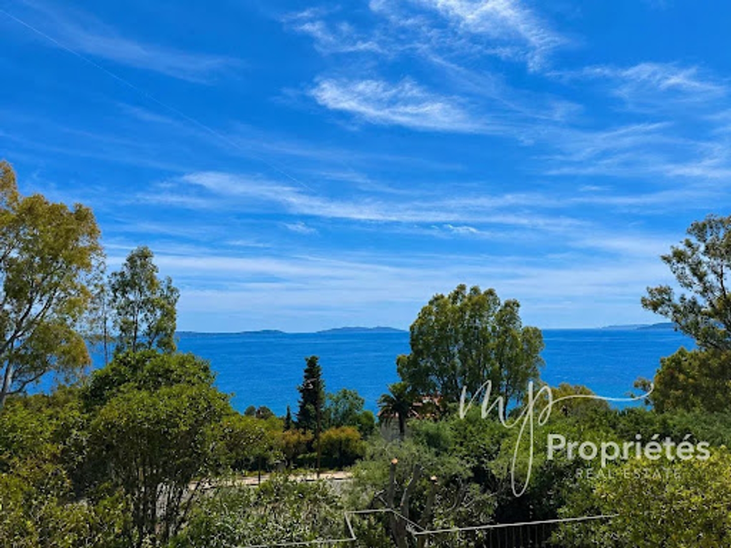 Maison à vendre - 5 pièces - 104m2 - Rayol-Canadel-Sur... (83820)