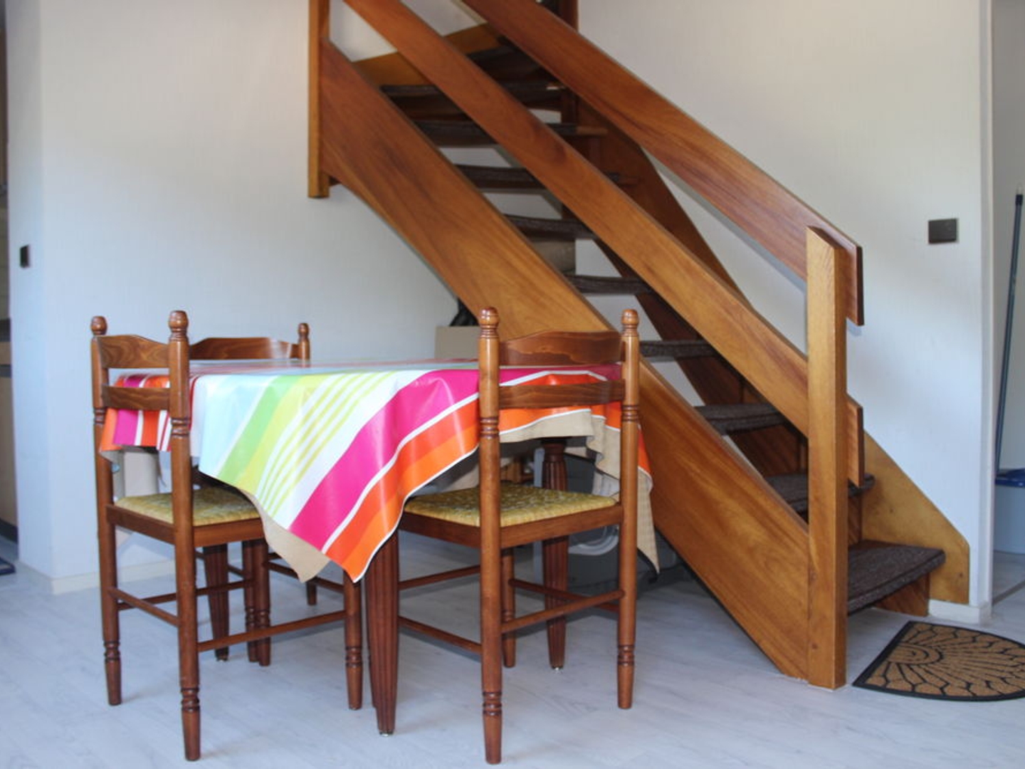 Bagnéres de Luchon , Appartement type 2 duplex mansardé cabines