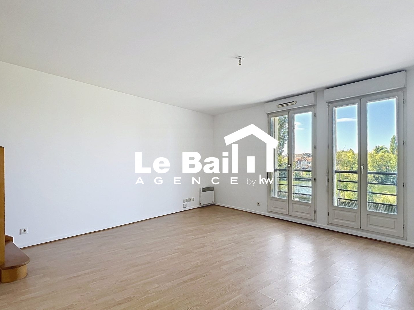 Appartement à vendre - 2 pièces - 56m2 - Beaumont-Sur-Oise (95260)