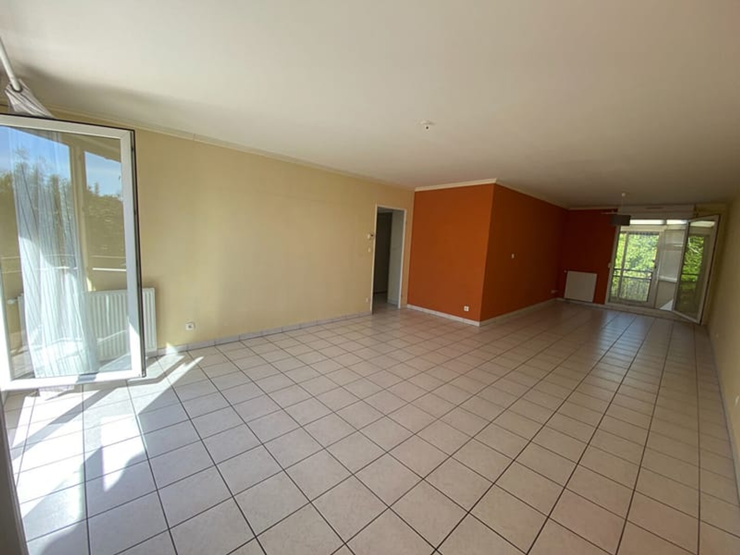 Appartement à vendre - 4 pièces - 85m2 - Dijon (21000)