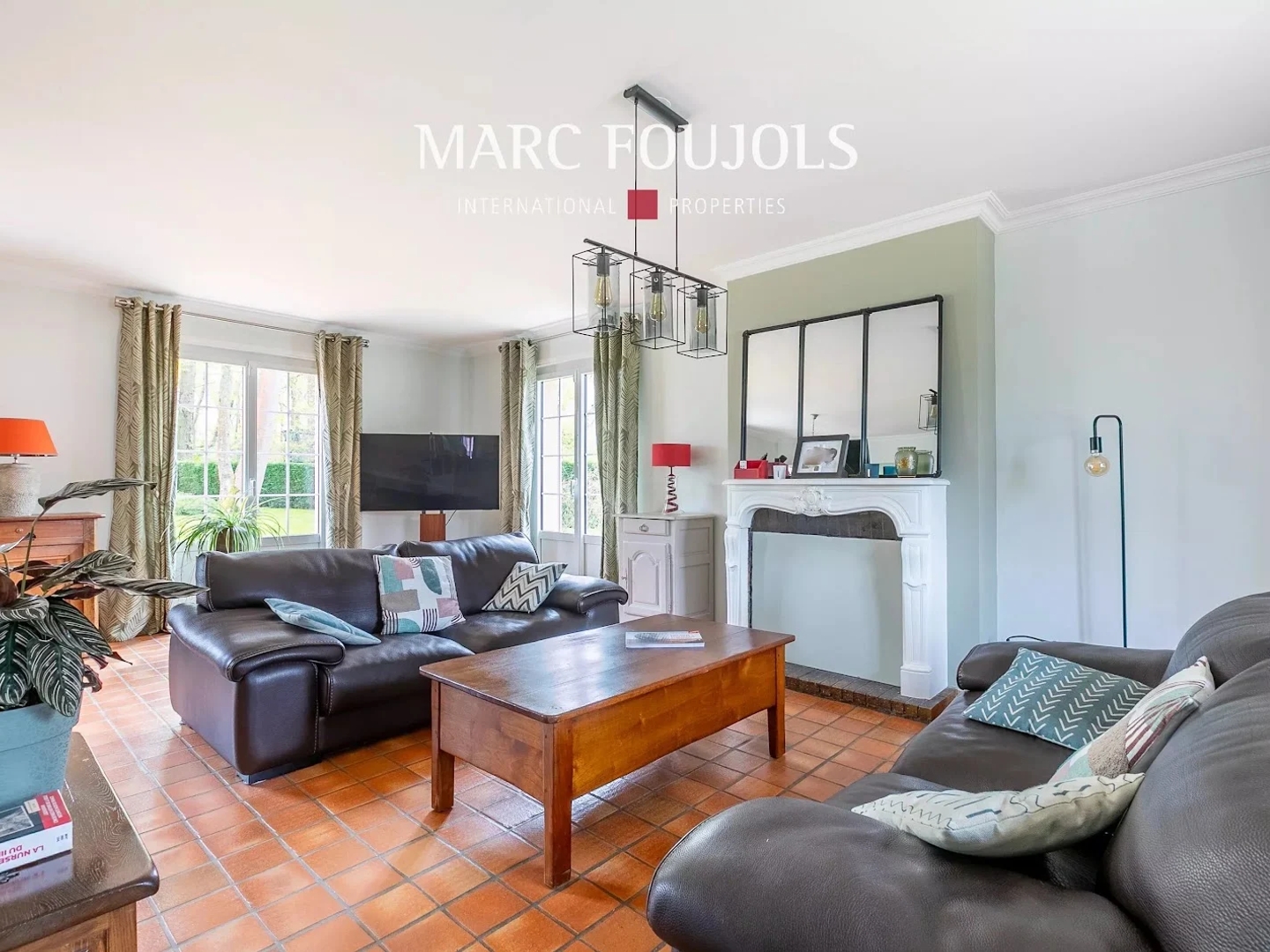 Maison à vendre - 6 pièces - 145m2 - Chantilly (60500)