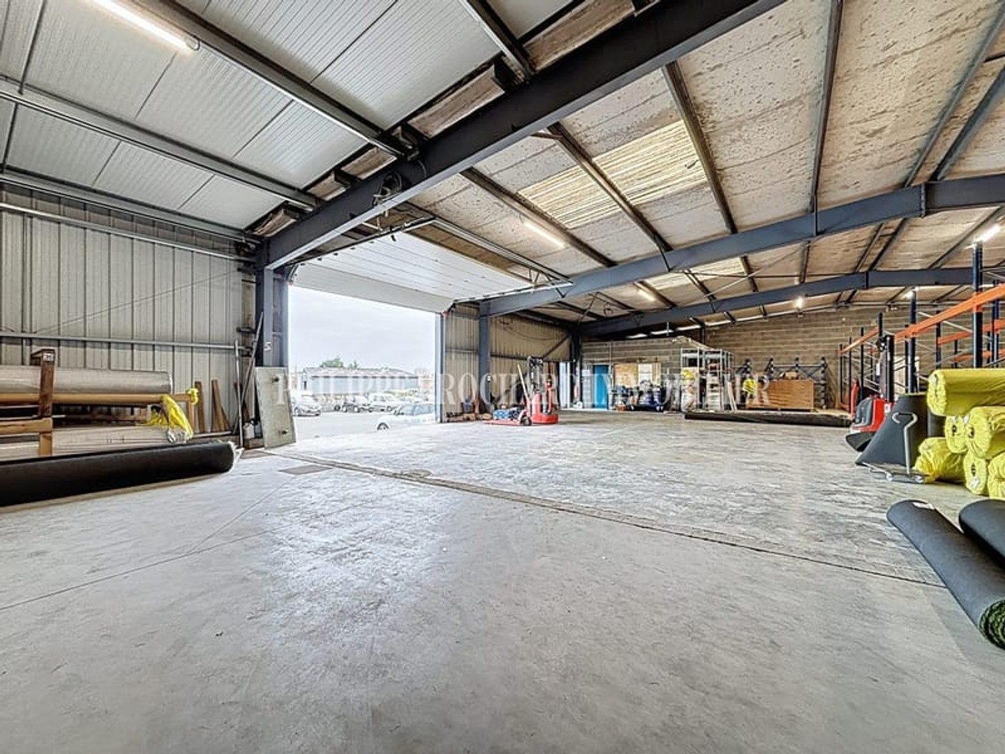 Bureaux 750 m²