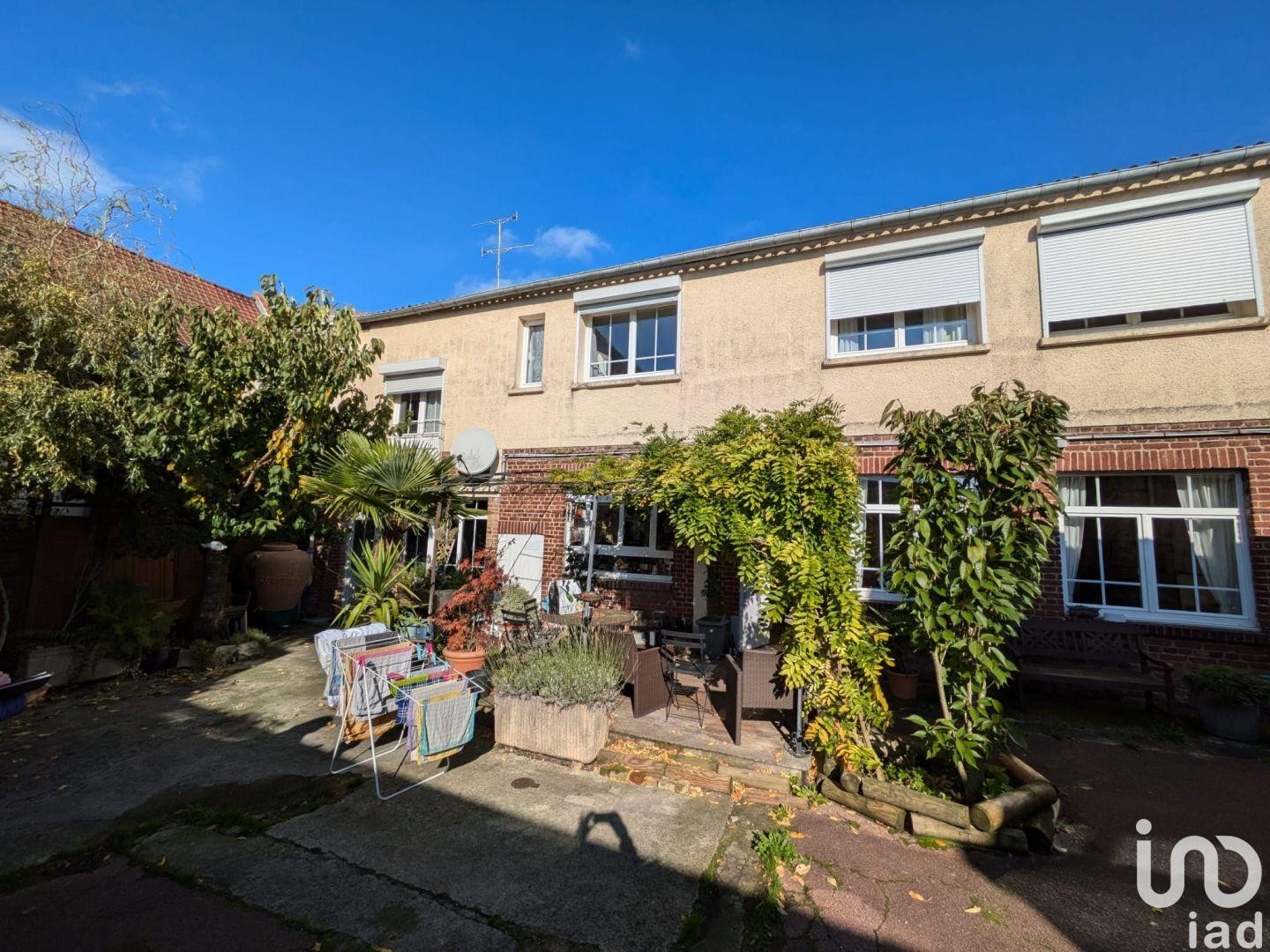 Immeuble commercial 410 m²