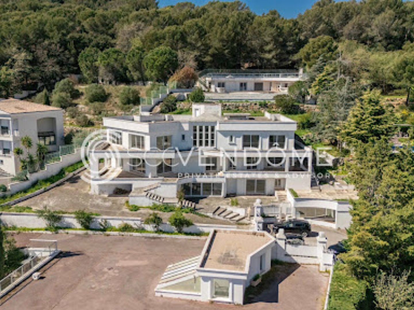 Villa 10 pièces