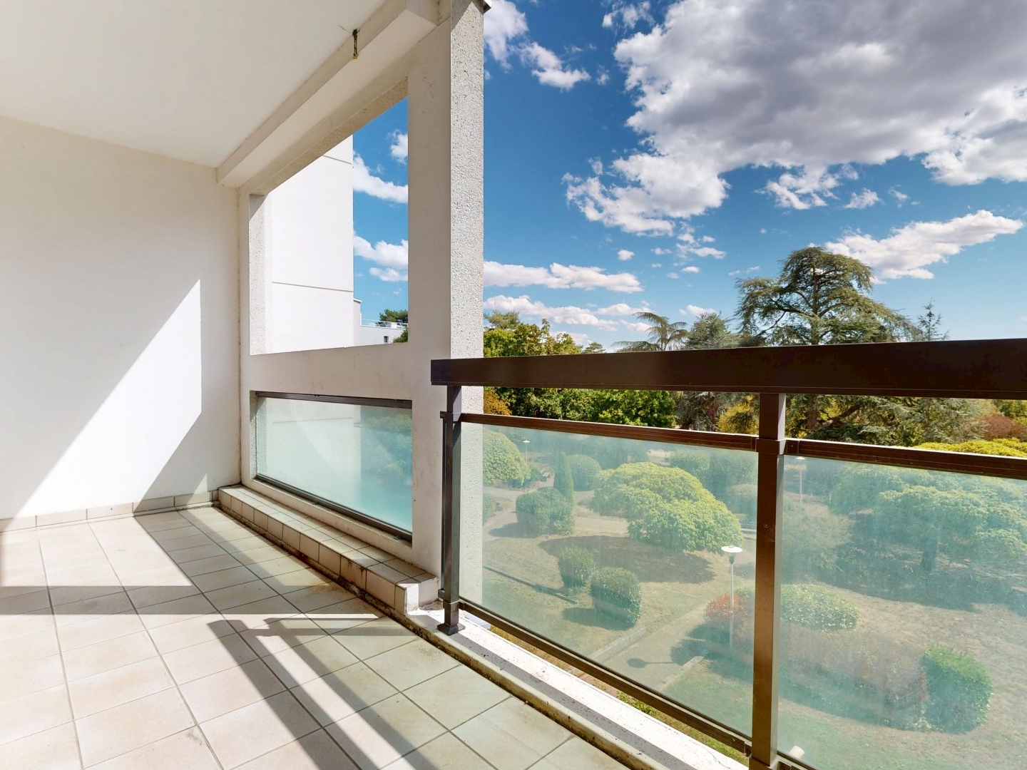 Appartement à vendre - 4 pièces - 108m2 - Lyon 9e (69009)