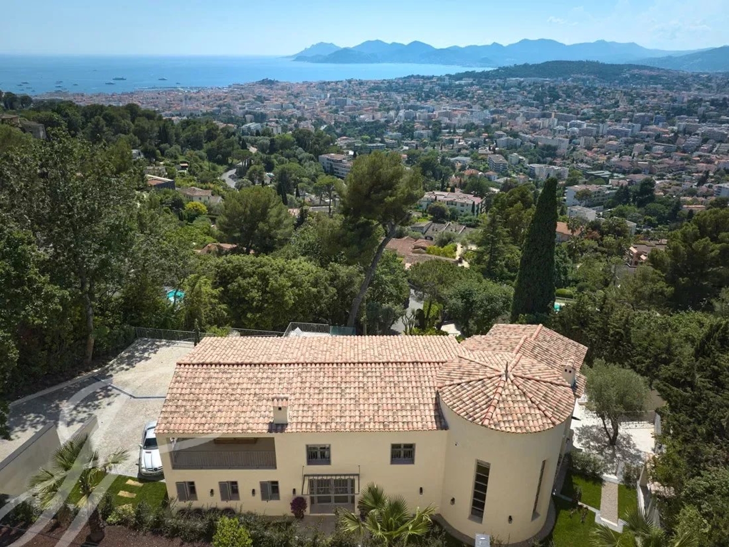 Maison à vendre - 7 pièces - 450m2 - Cannes (06400)