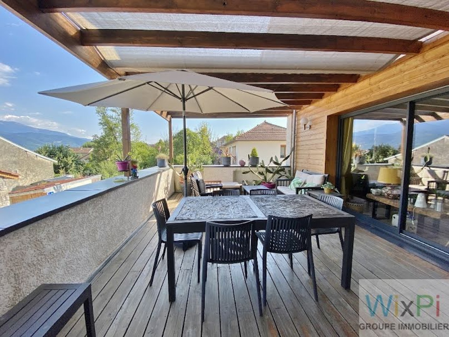 Maison 5 pièces 207 m²