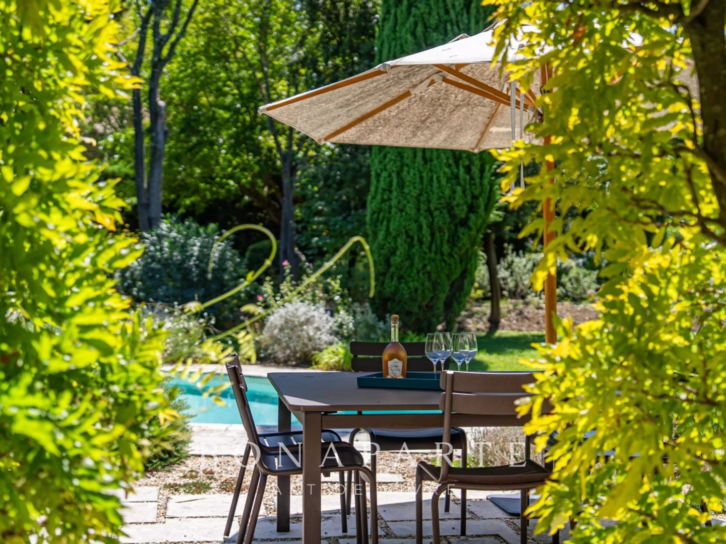 Maison à vendre - 9 pièces - 290m2 - Boulbon (13150)