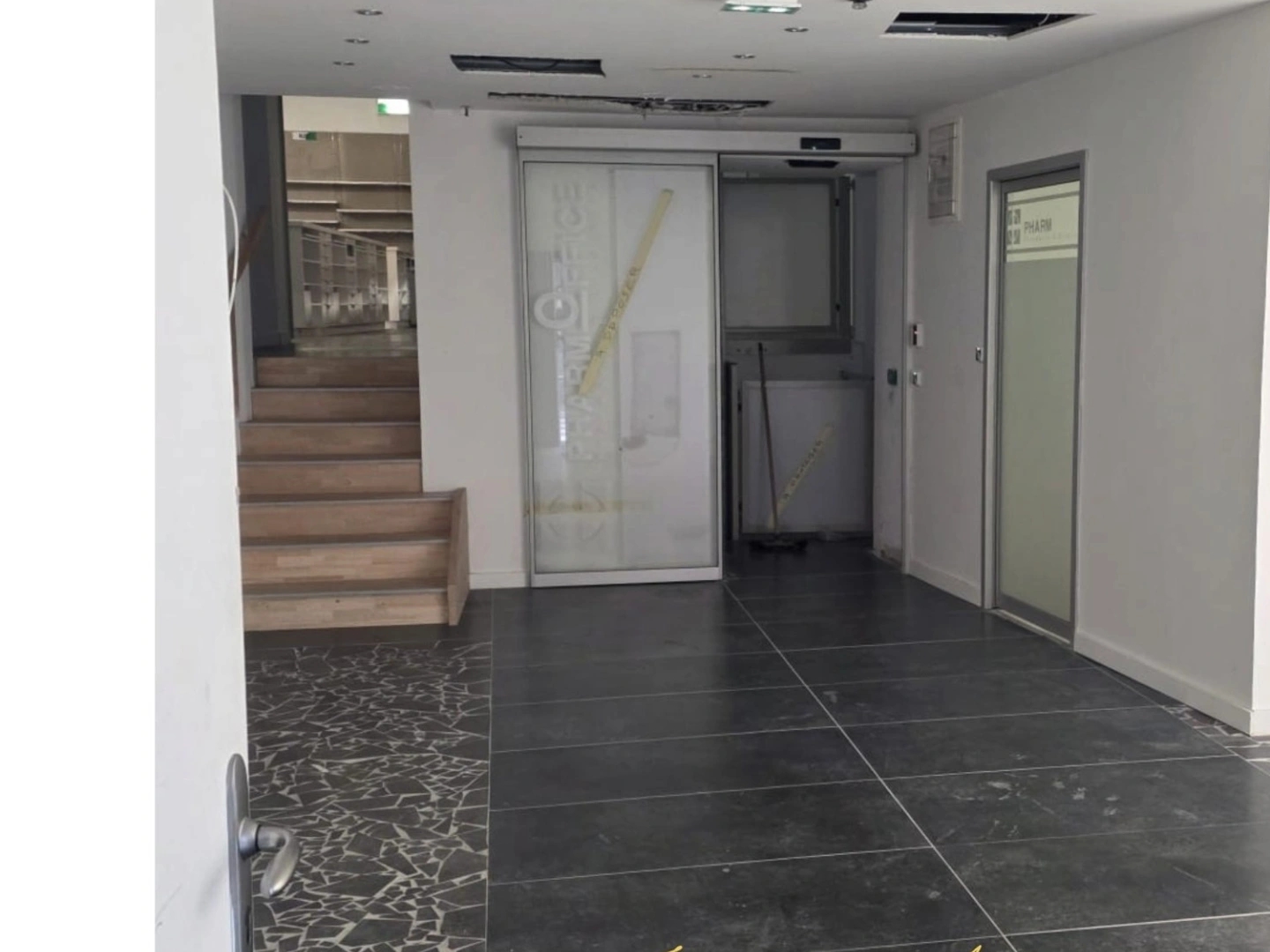 Commerce 5 pièces 109 m²