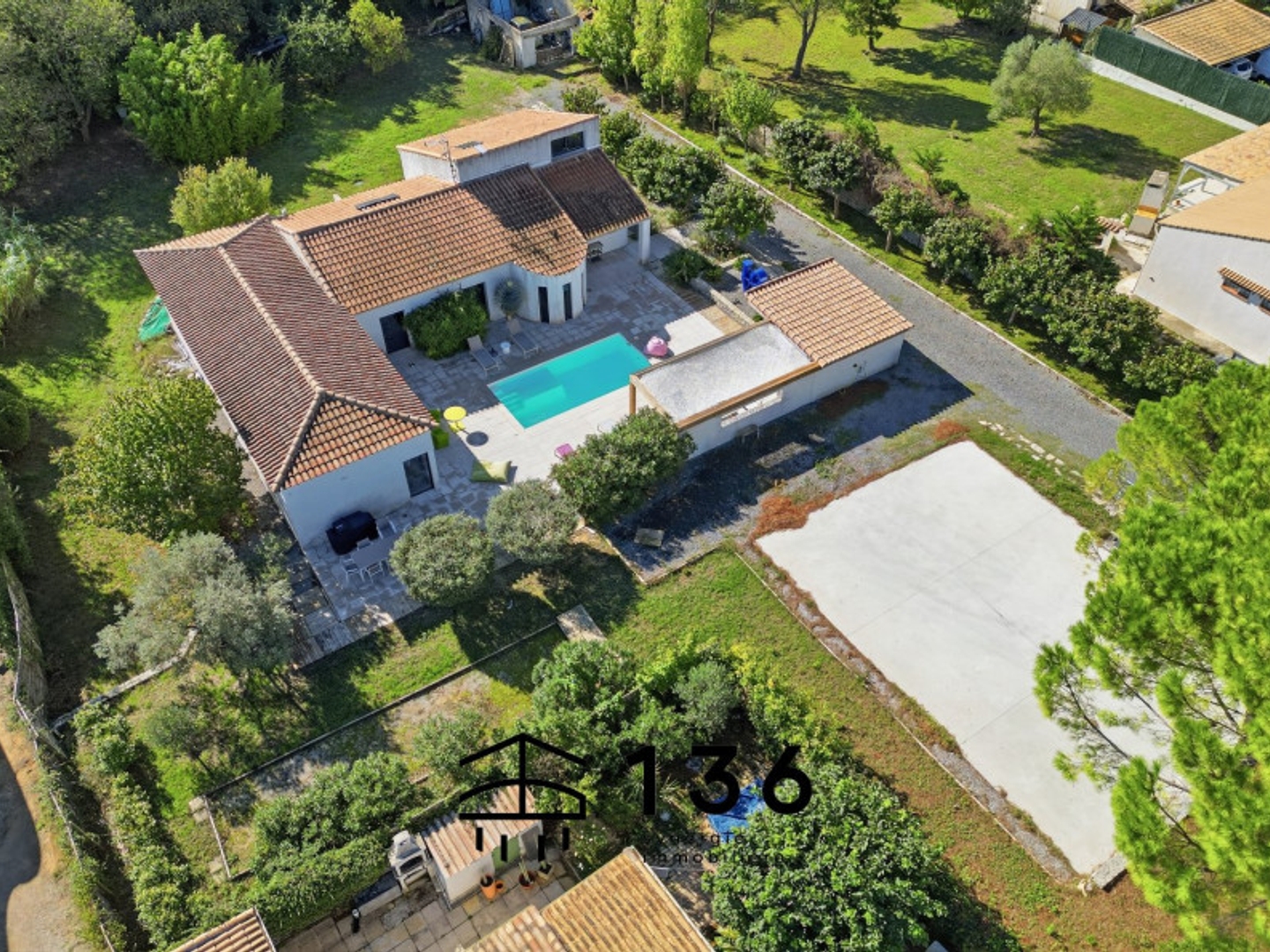 Maison 5 pièces 230 m²