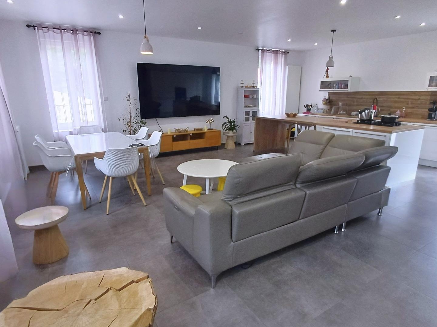 Maison à vendre - 7 pièces - 165m2 - Essigny-Le-Petit (02100)
