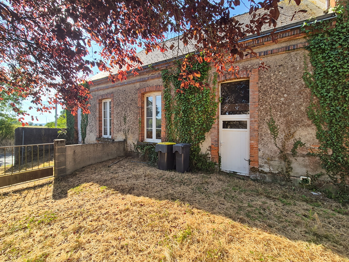 Maison à vendre - 2 pièces - 115m2 - Montrevault-Sur-Èvre (49110)