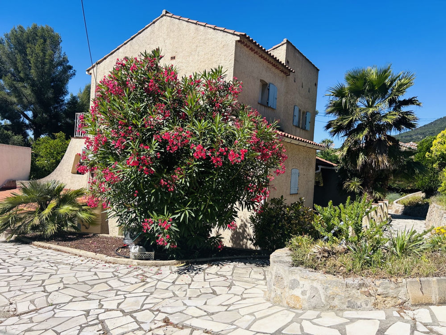 Maison à vendre - 6 pièces - 100m2 - La Valette-Du-Var (83160)
