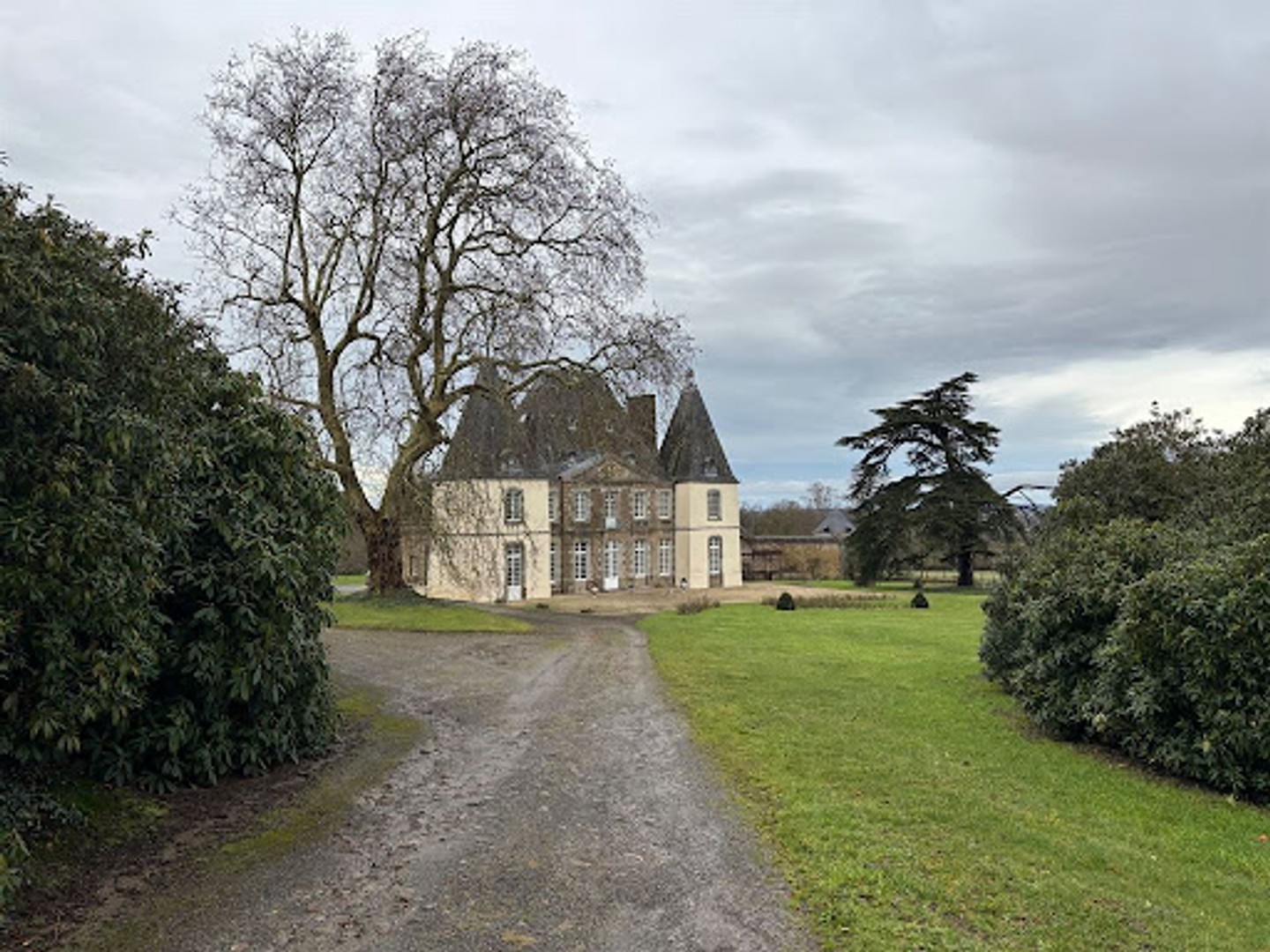 Maison 16 pièces 446 m²
