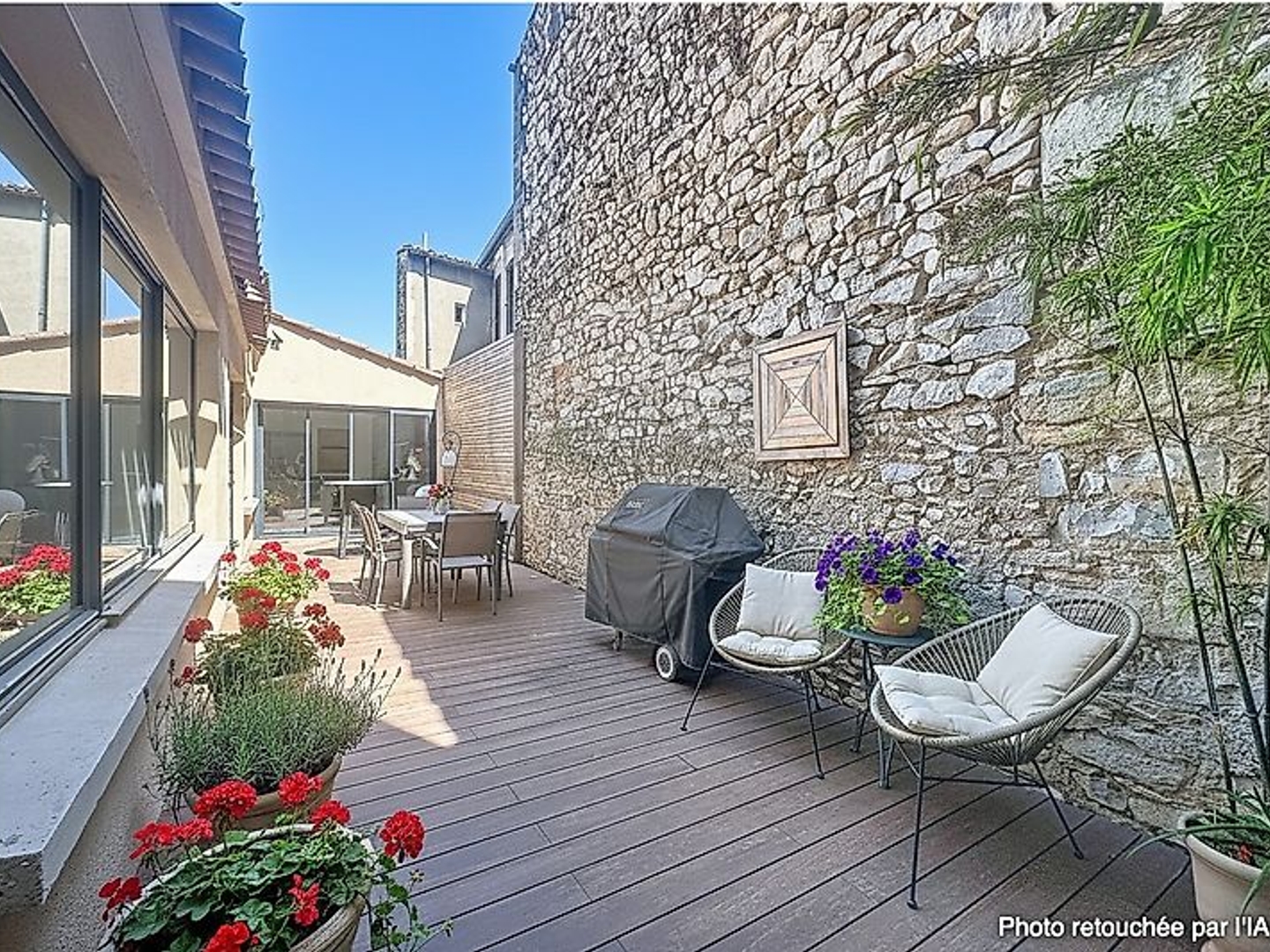 Maison à vendre - 5 pièces - 174m2 - Nîmes (30000)