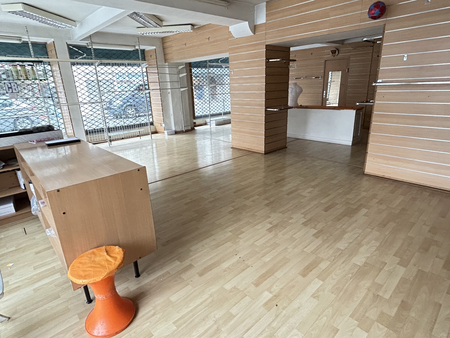 Immeuble à vendre - 450m2 - Lourdes (65100)