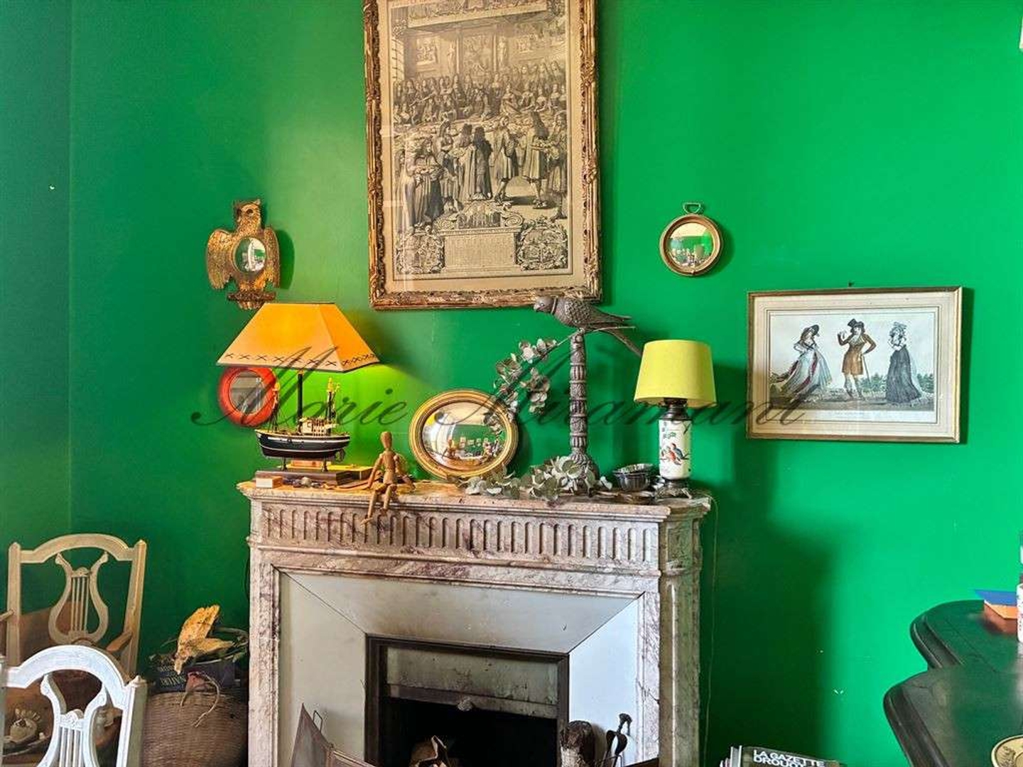Maison 9 pièces 325 m²