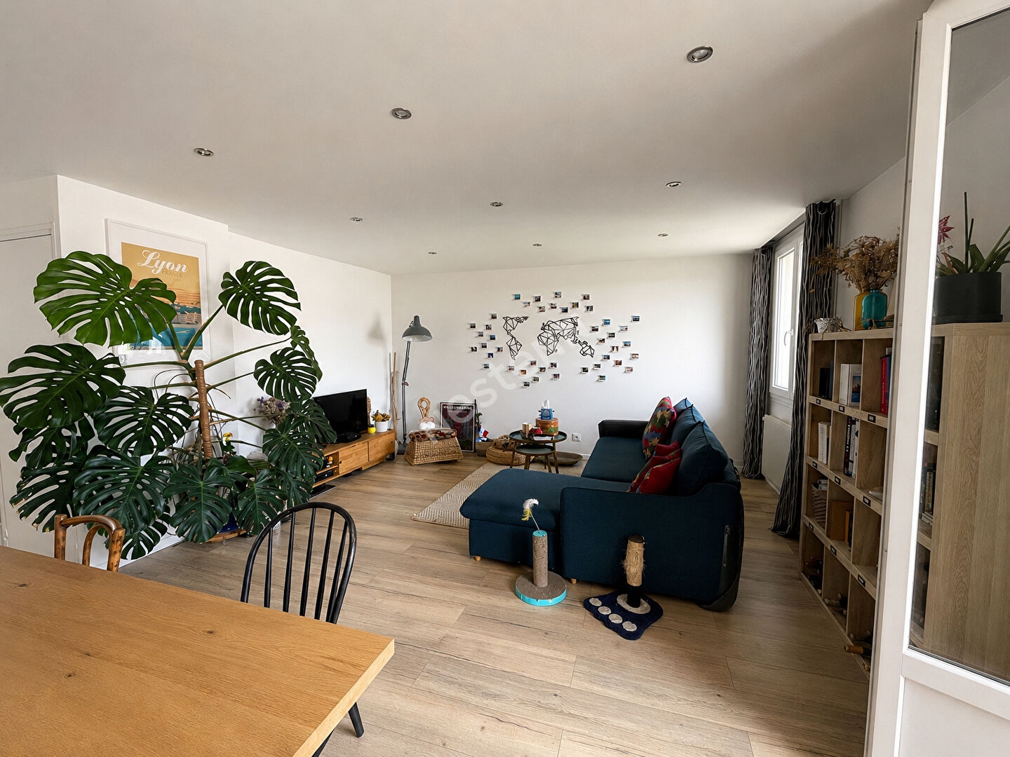 VILLEURBANNE ? LES GRATTE-CIEL | T4 DE 70 M² AVEC BALCON, CAVE ET STATIONNEMENT PARTAGÉ