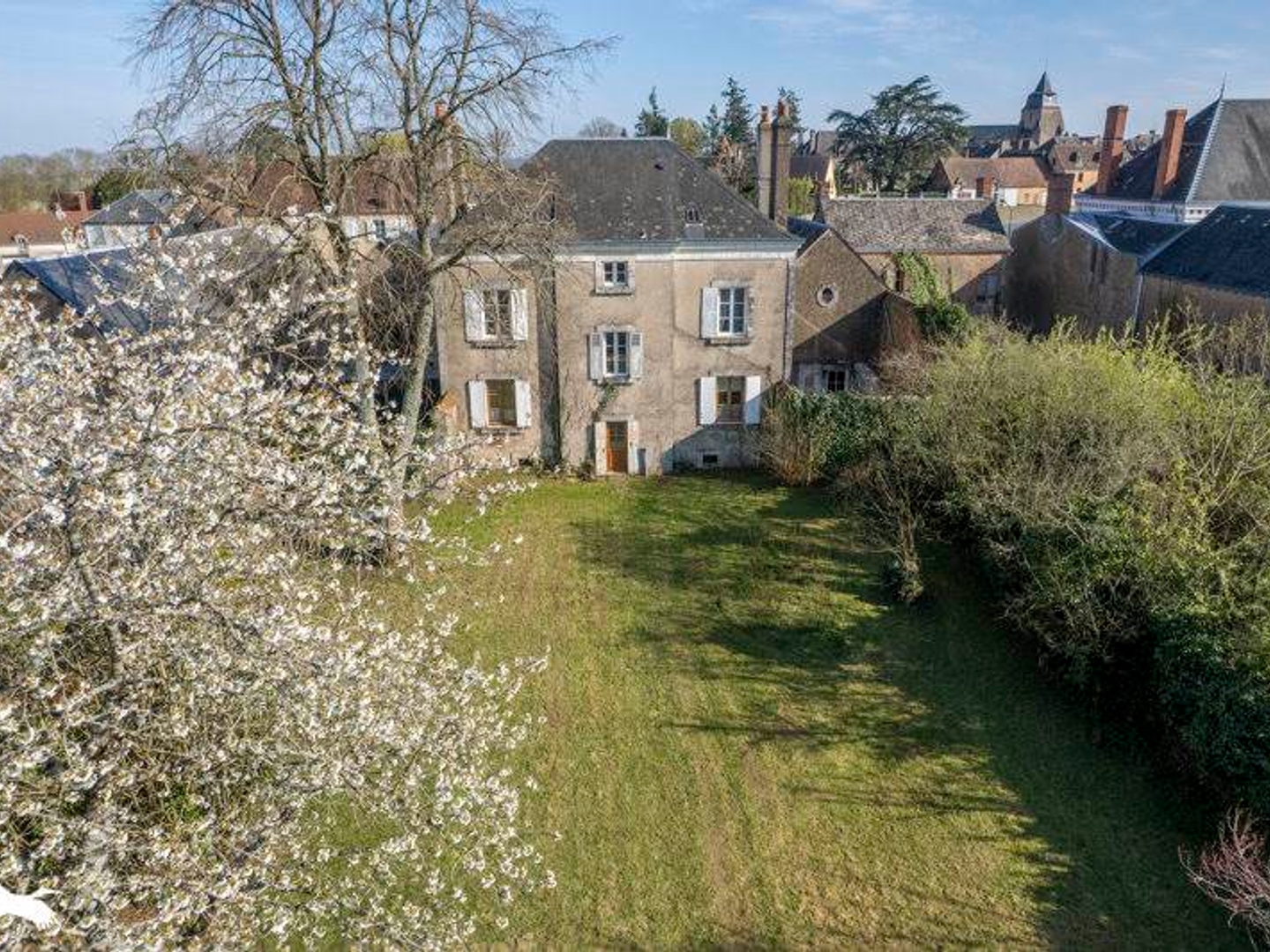 Maison à vendre - 8 pièces - 176m2 - Cluis (36340)