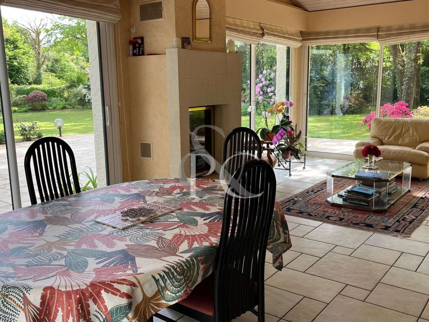 Maison 10 pièces 200 m²