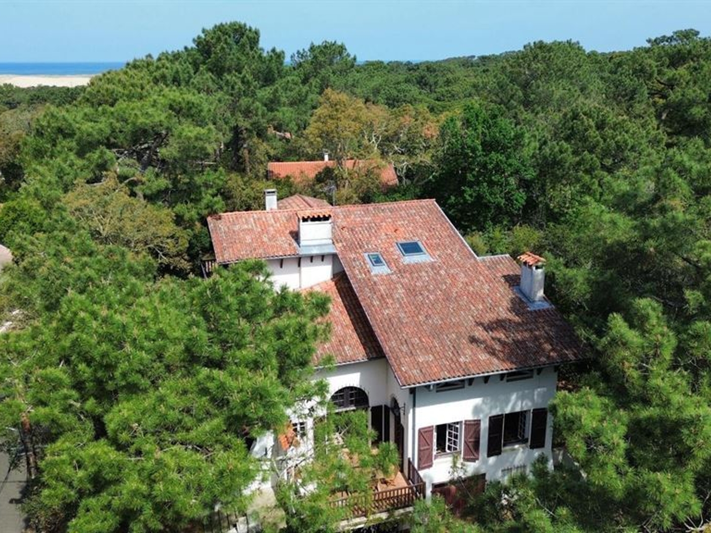 Vends villa - 350 m² - 14 pièces, 11 chambres - Soorts Hossegor 40150