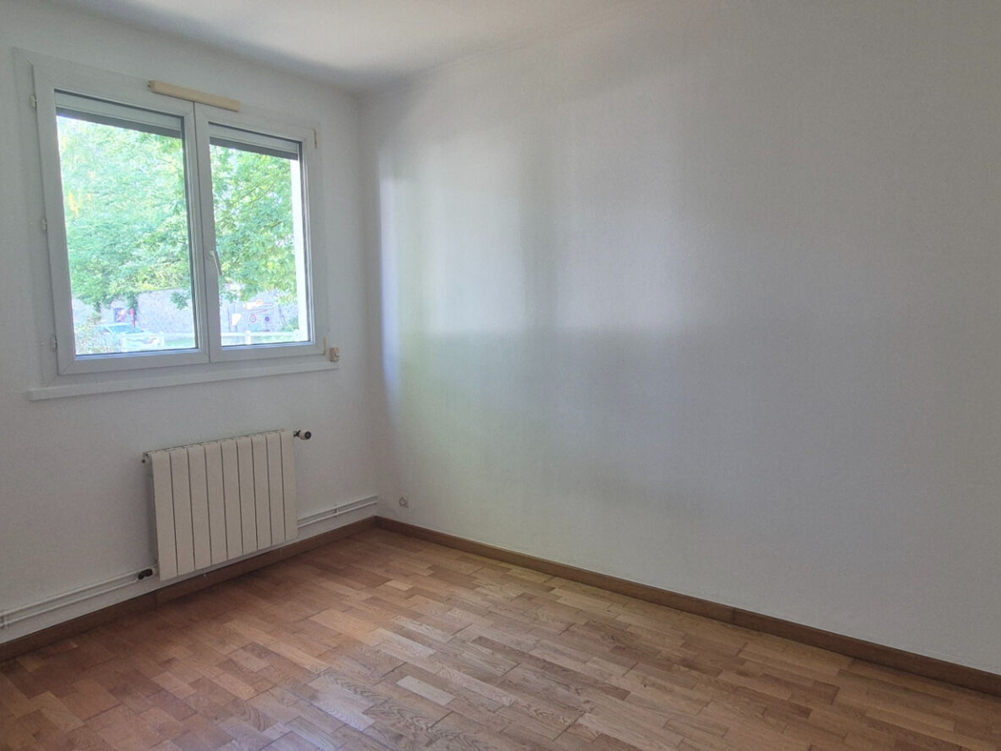 Appartement à vendre - 4 pièces - 72m2 - Bures-Sur-Yvette (91440)
