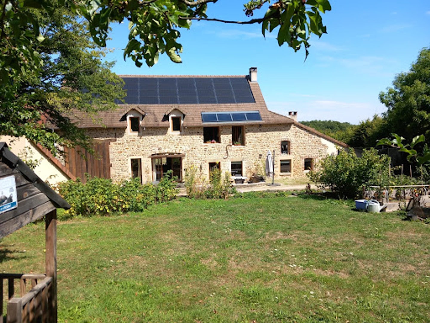 Maison à vendre - 11 pièces - 260m2 - Mont-Saint-Vincent (71300)