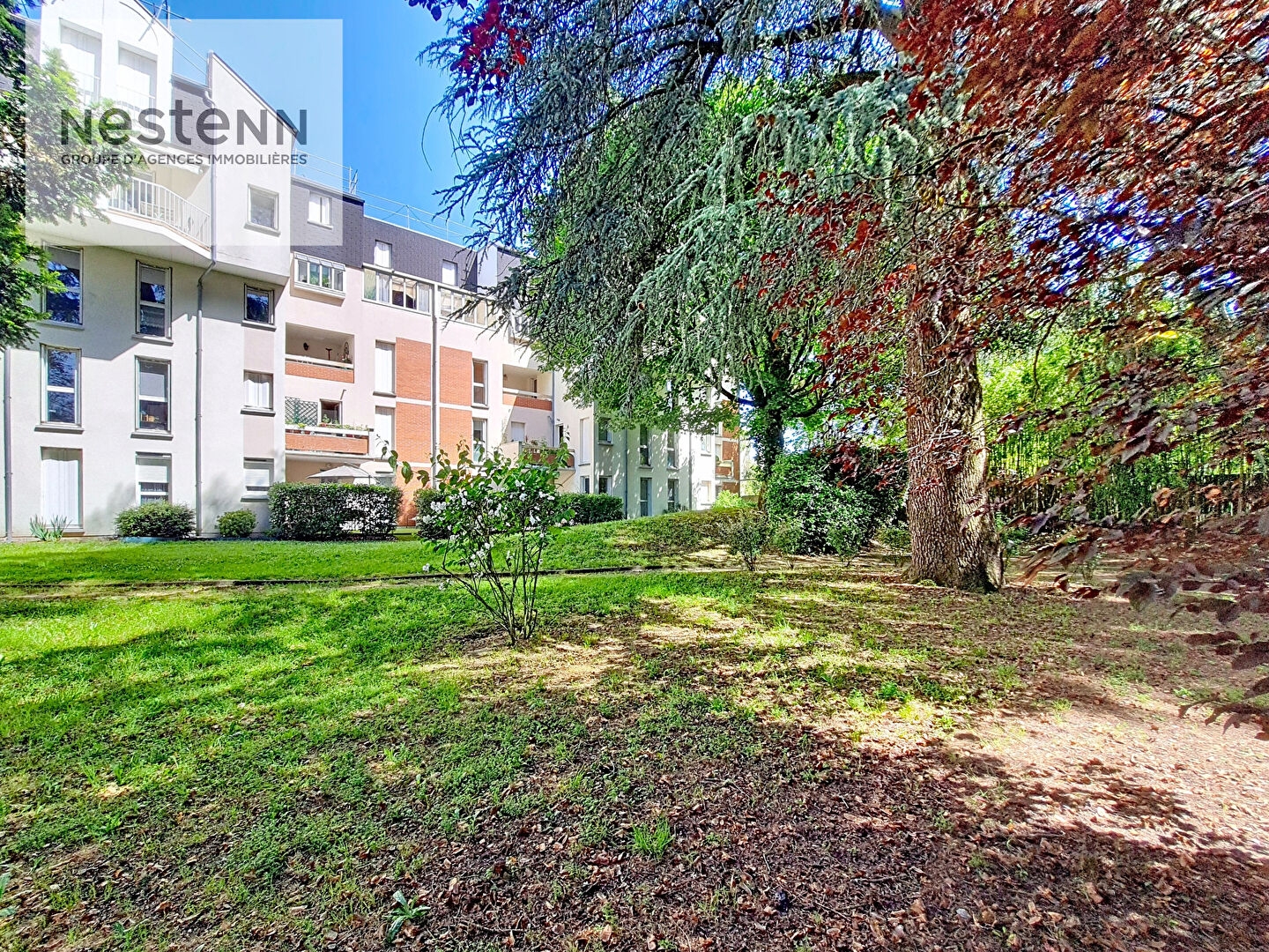 ORLEANS RUE AUX LIGNEAUX - T4 - 82m² - BALCON de 7M² - GARAGE - DPE D !
