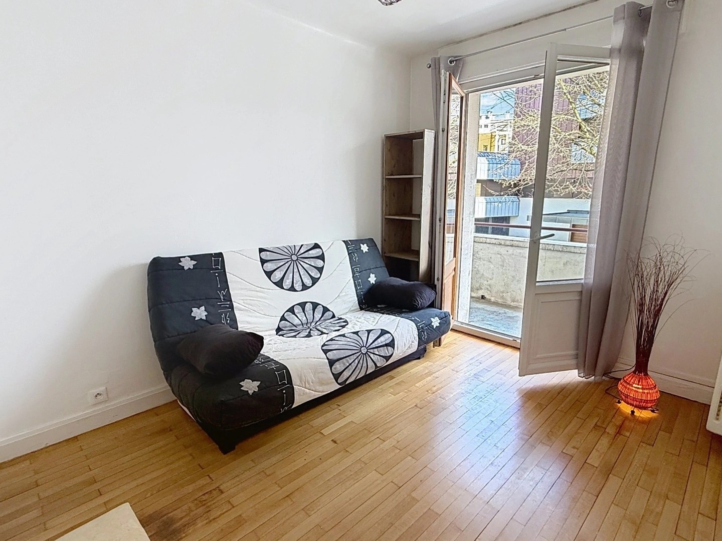Appartement à vendre - 2 pièces - 28m2 - Chambéry (73000)